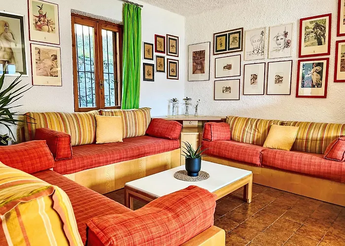Сasa de vacaciones Erika By Interhome Sorico